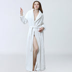 Elysian Velours-Bademantel